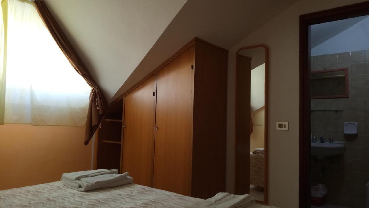 Hotel La Caravella Bellaria-Igea Marina Zewnętrze zdjęcie
