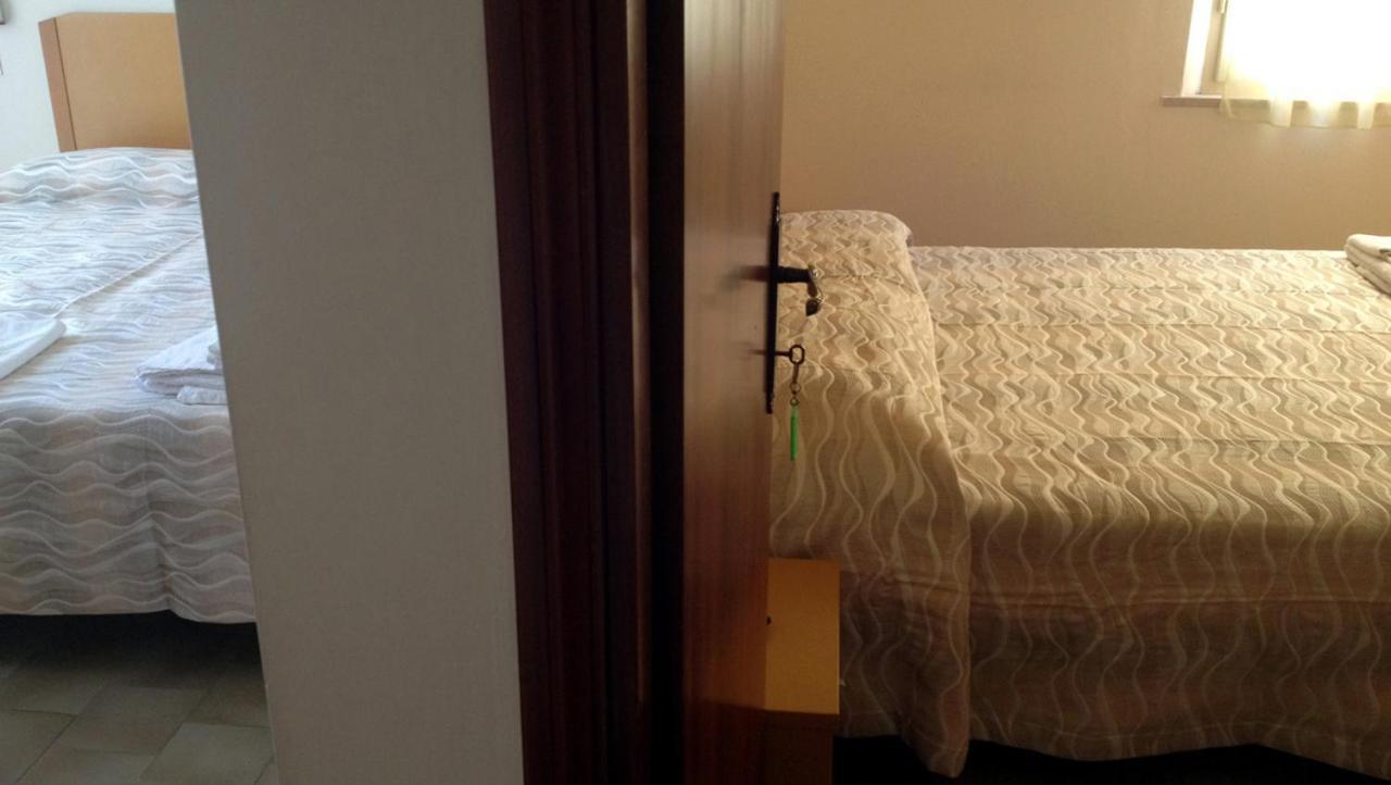 Hotel La Caravella Bellaria-Igea Marina Zewnętrze zdjęcie