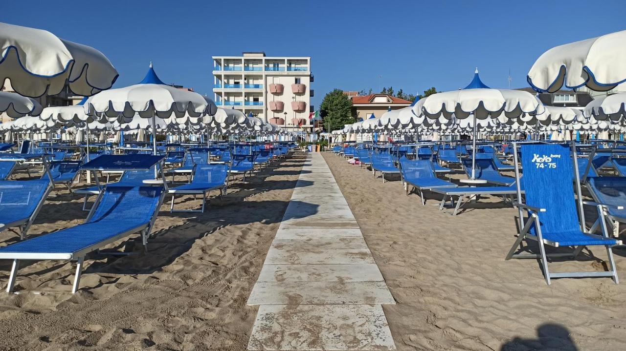 Hotel La Caravella Bellaria-Igea Marina Zewnętrze zdjęcie