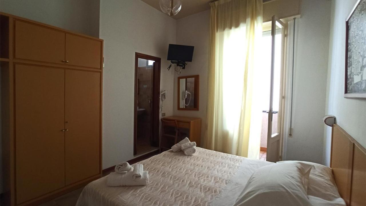 Hotel La Caravella Bellaria-Igea Marina Zewnętrze zdjęcie