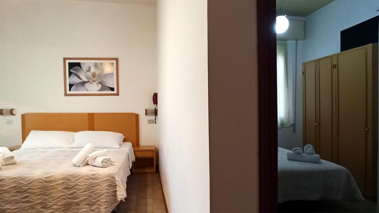 Hotel La Caravella Bellaria-Igea Marina Zewnętrze zdjęcie